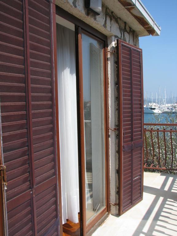 Butterfly Holiday Home Tonkica Betina  Exterior foto